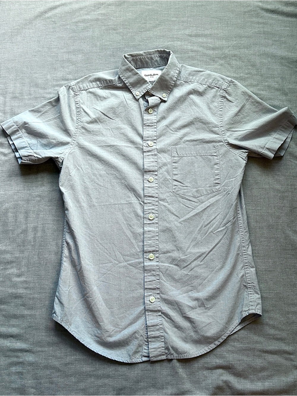 Goodfellow & Co Men's Light Blue Short-Sleeve Button-Down Shirt